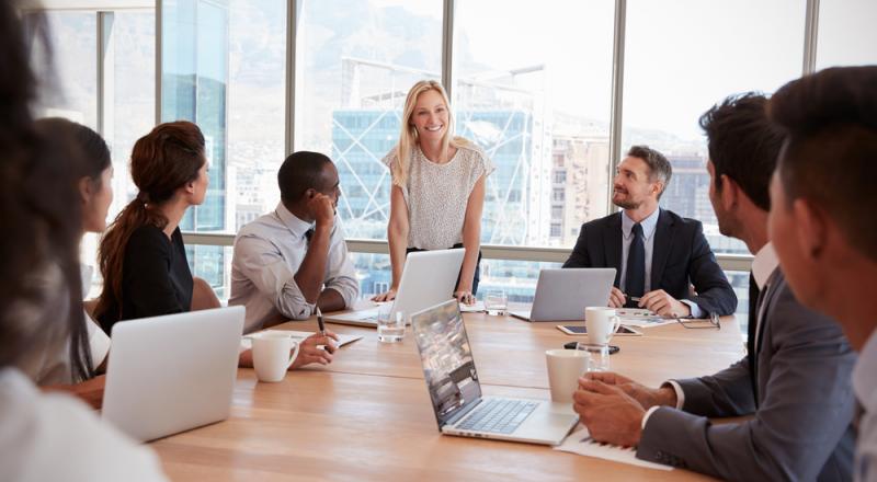 Online Presentation in Boardroom