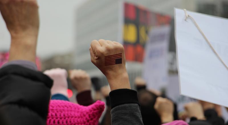 Live Streaming the Women's Marches